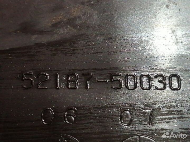 Накладка на бампер задняя Lexus Ls