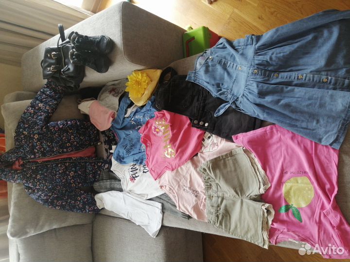Пакет одежды на девочку ростом 122-128см