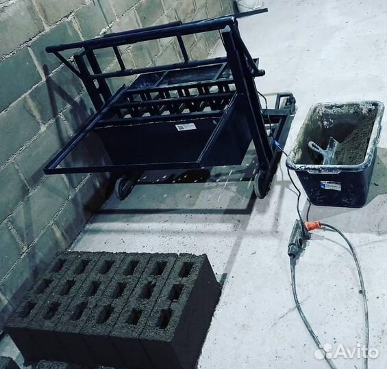 Станок для шлакоблока, керамзитобетона, с завода