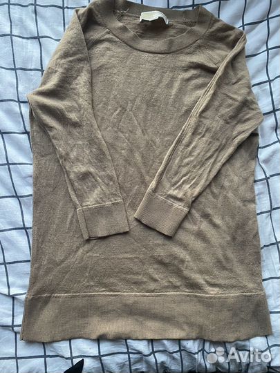 Свитер шерстяной женский