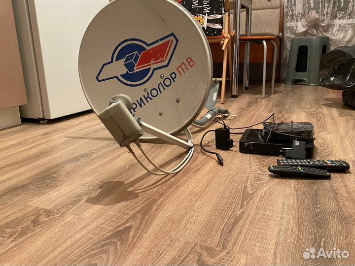 Антенна спутниковая