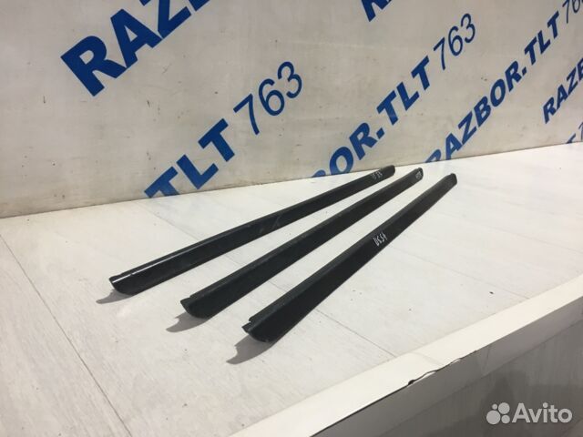 Уплотнитель стекла наружний LADA largus 1.6 мт к4м