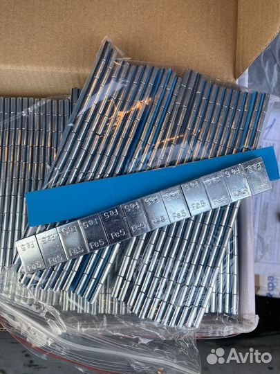 Грузики шиномонтажные самоклеящиеся