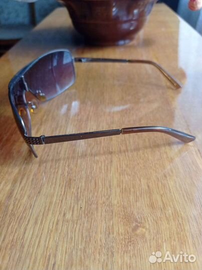 Солнцезащитные очки