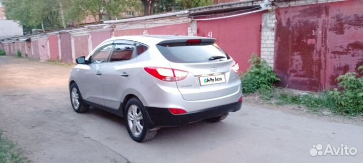 Hyundai ix35 2.0 AT, 2010, 196 000 км