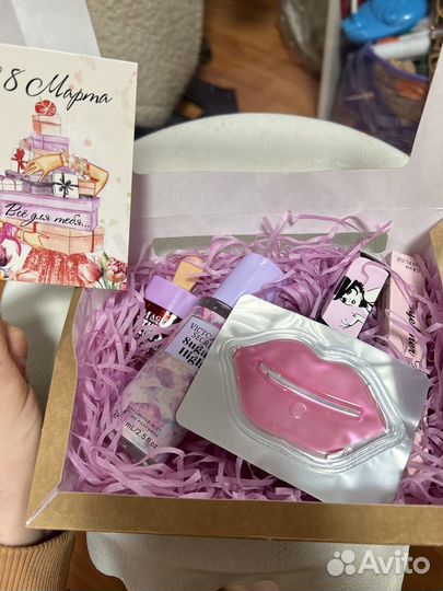 Боксы с косметикой