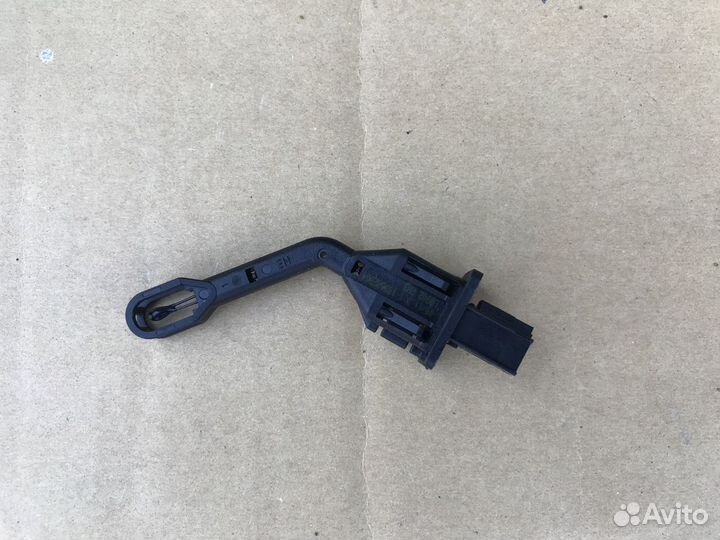 Датчик температуры в печке Dodge Challenger