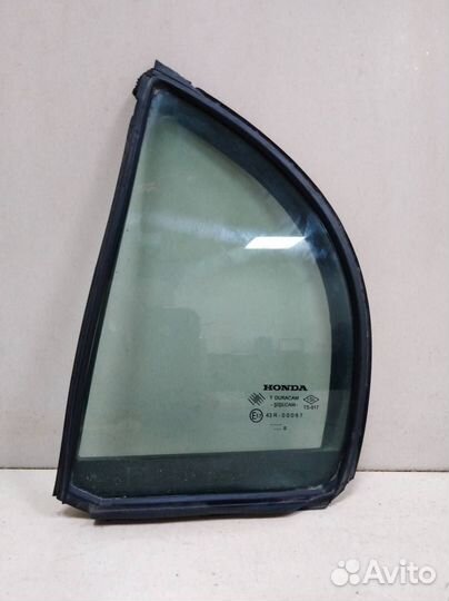 Стекло двери задней левой форточка Honda Civic 4D