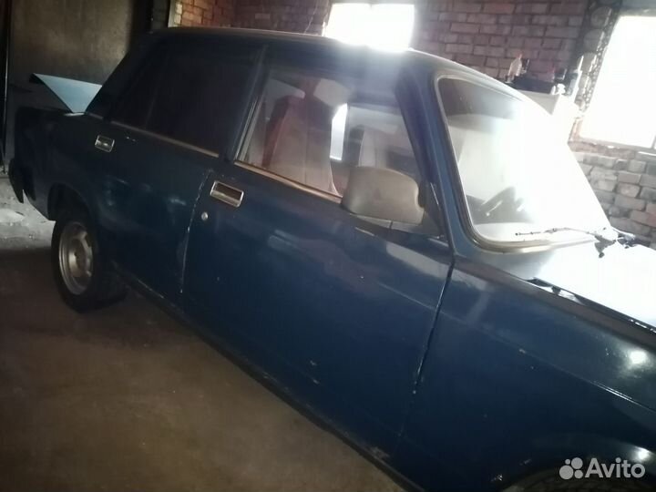 ВАЗ 2107 1.5 МТ, 2002, битый, 140 000 км