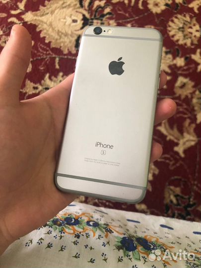iPhone 6S, 64 ГБ
