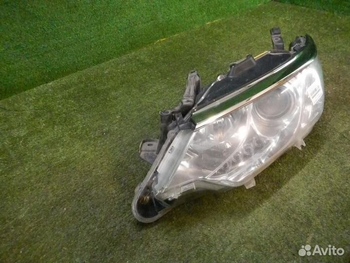 Фара левая Toyota Camry