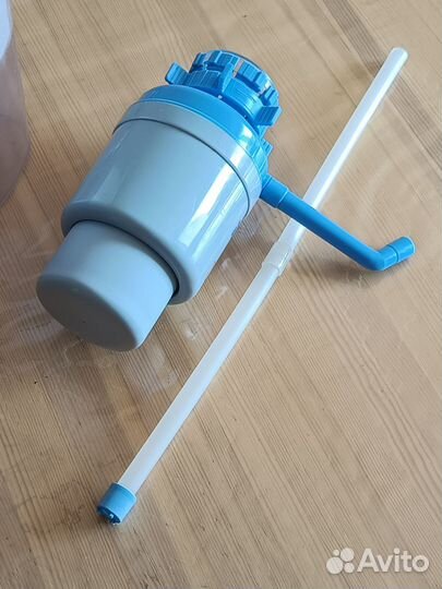 Помпа для бутылей 19л, цвет серый