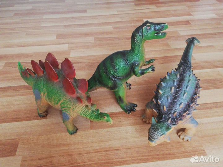 Динозавры Юрского периода подарок на новый год