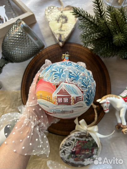 Стеклянные ёлочные игрушки ручной работы