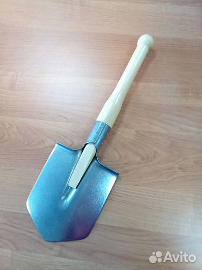 Лопата титановая, походная с чехлом