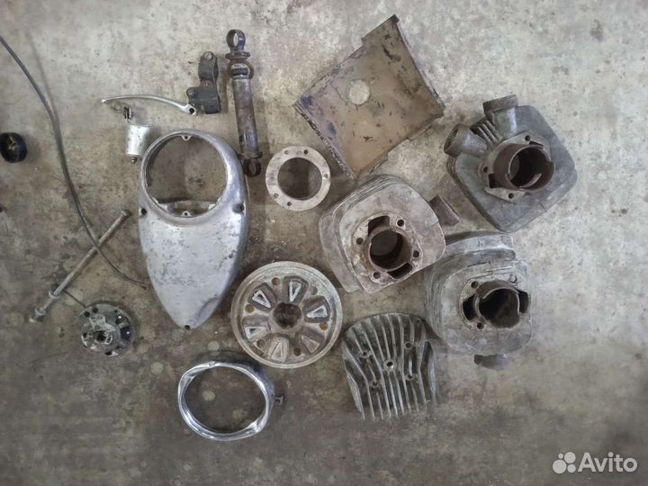 Мотоцикл СССР Иж Восход запчасти