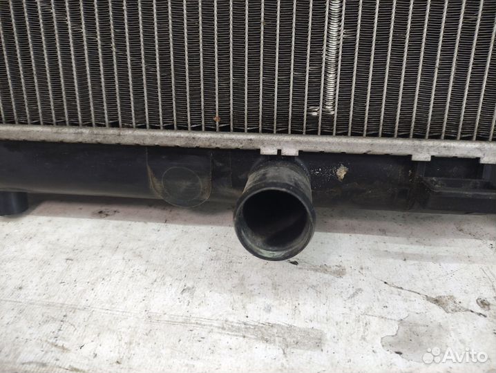 Радиатор двигателя Nissan Tiida c11 2007-2014