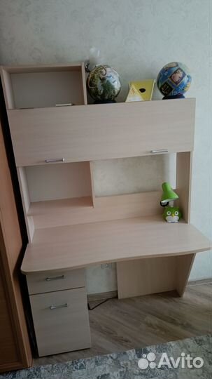 Компьютерный стол