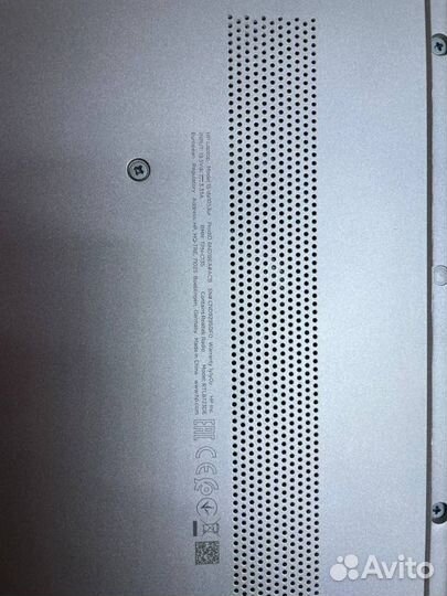 Ноутбук HP 15-da1053ur