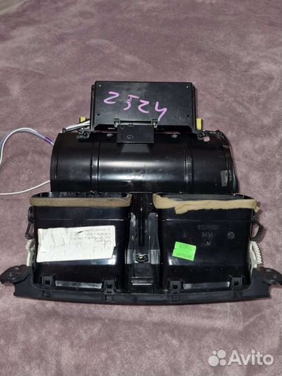 Монитор Тойота Авенсис