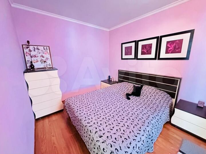 3-к. квартира, 100 м², 10/16 эт.