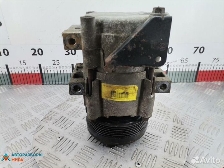Компрессор кондиционера Ford Thunderbird 10 1995