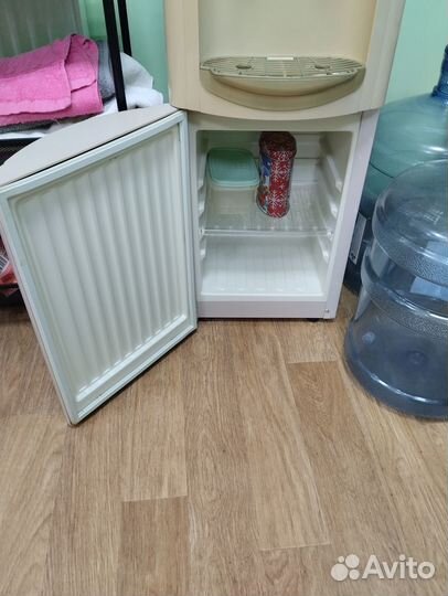 Продам кулер для воды