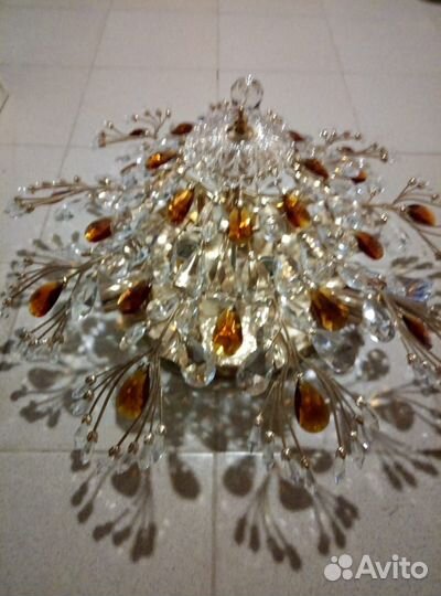 Люстры потолочные