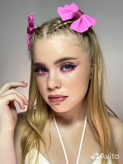 Модель на макияж