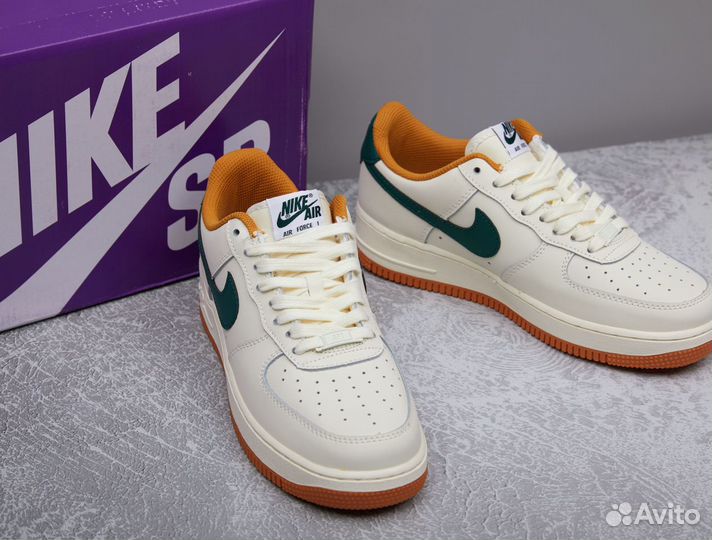 Кроссовки Nike Air Force 1