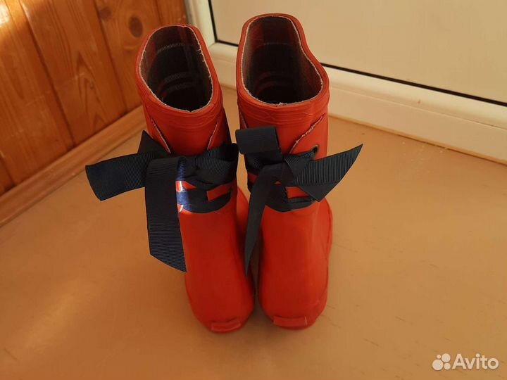 Резиновые сапожки для девочки