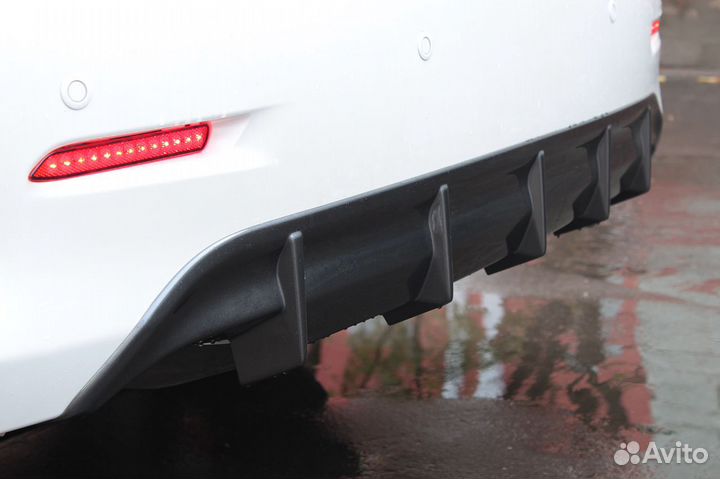 Накладка на бампер Toyota Camry XV50 (11-14) AR