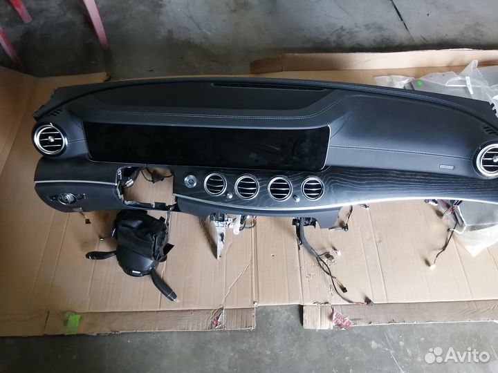 Торпедо кожа наппа Mercedes W213 C238 C257