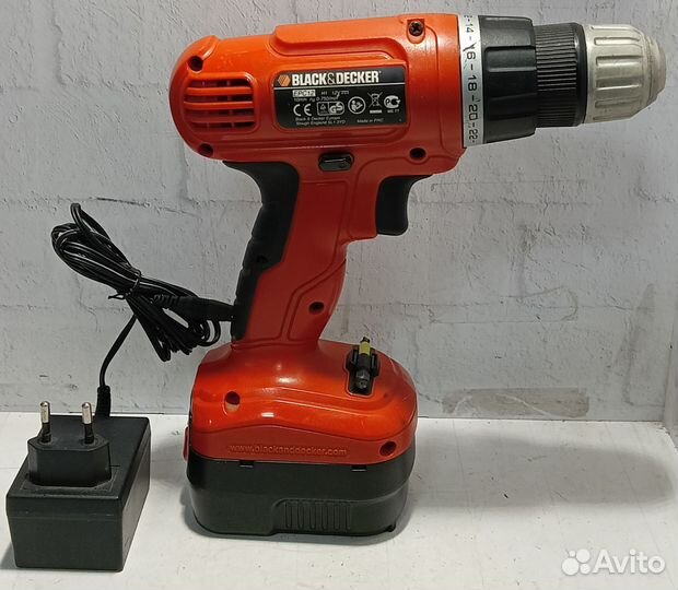 Шуруповёрт black+decker EPC12cabk