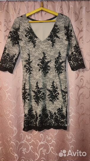 Нарядное платье р44 46