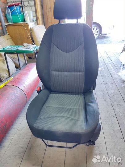 Сиденье водительское