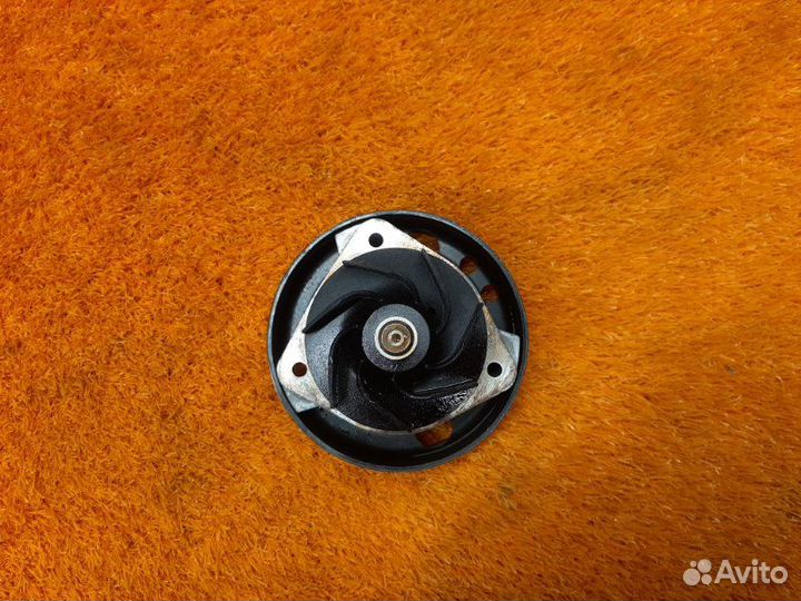 Помпа Volkswagen Touareg 7L BMV 2006