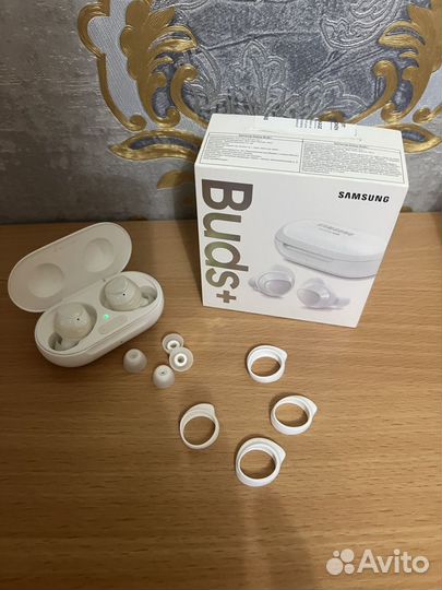 Беспроводные наушники samsung galaxy buds +