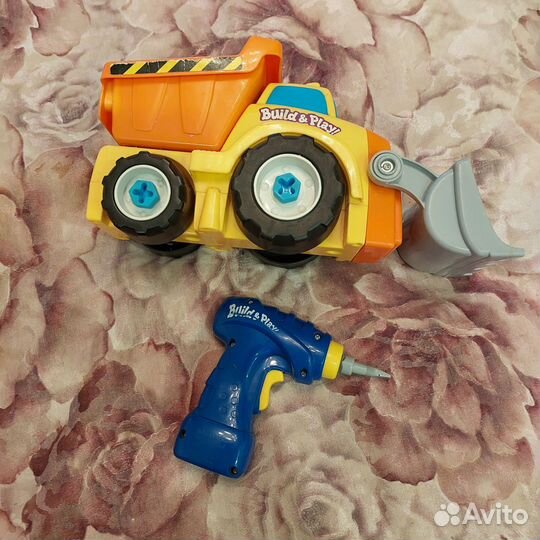 Грузовик для детей с дрелью