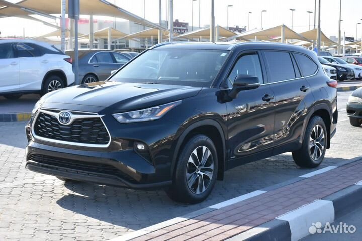 Toyota Highlander 2.5 AT, 2021, 27 000 км