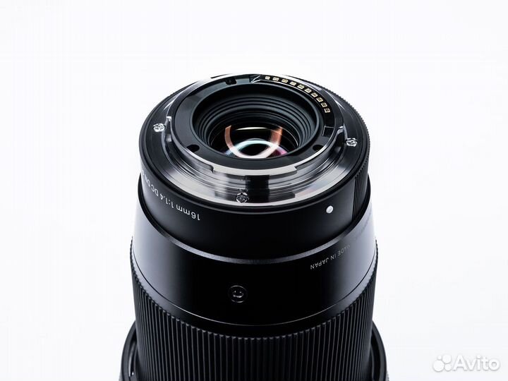 Sigma 16mm f/1.4 sony e