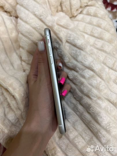 Телефон iPhone хr