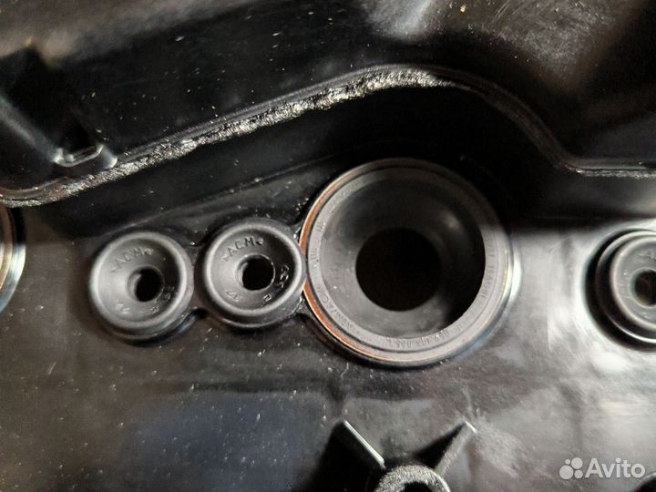 Клапанная крышка 059103470CT