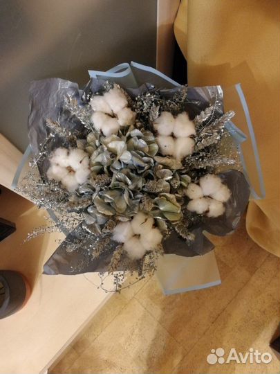 Подарочный букет из сухоцветов