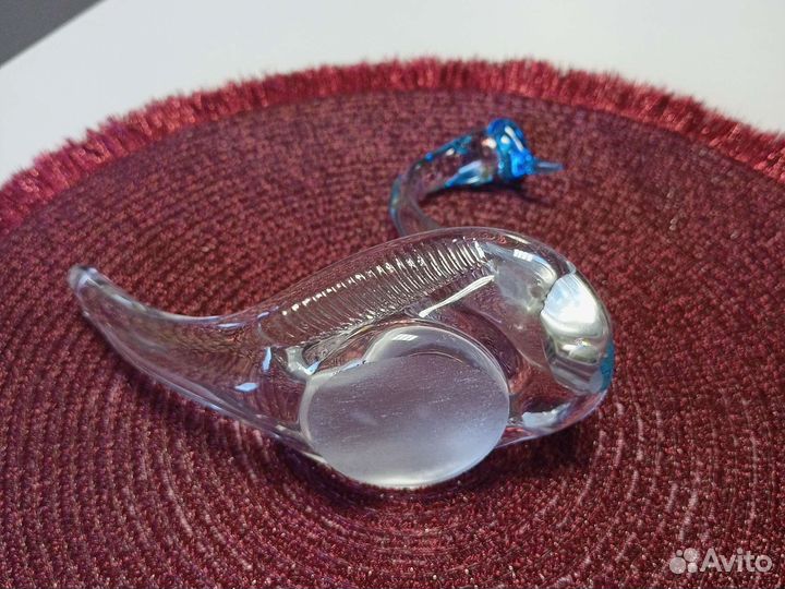 Статуэтка лебедь