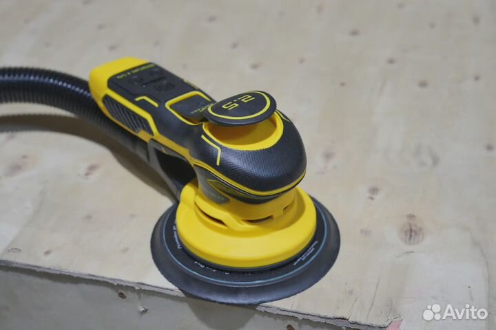 Шлифовальная машинка Schtaer SCH-03-150-2.5