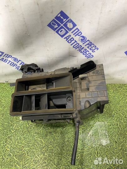 Корпус печки Hyundai Terracan внедорожник 2.5 D4BH