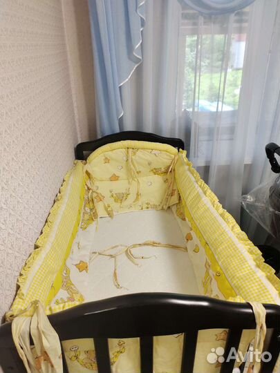 Детская кроватка