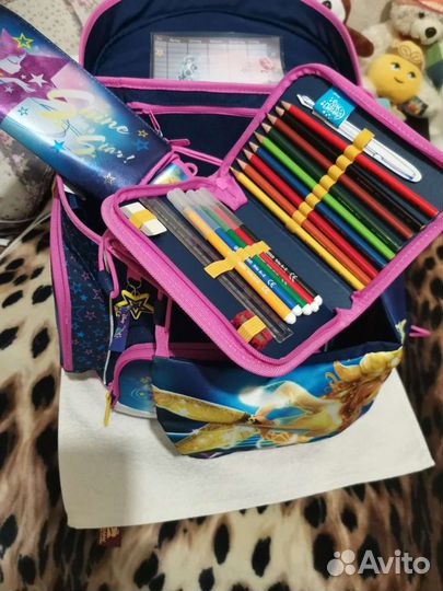 Школьный портфель