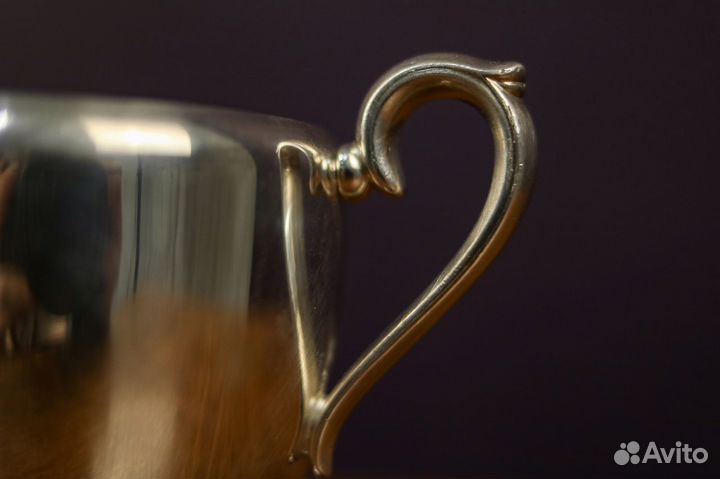Старинный посеребрённый молочник